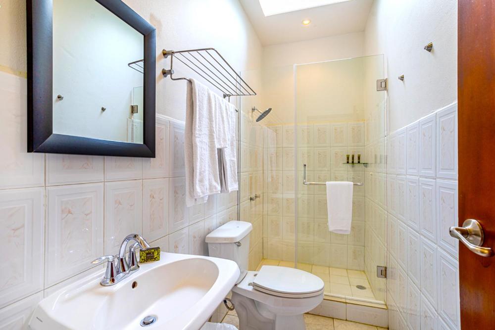 Downtown Suites Бокете Екстер'єр фото