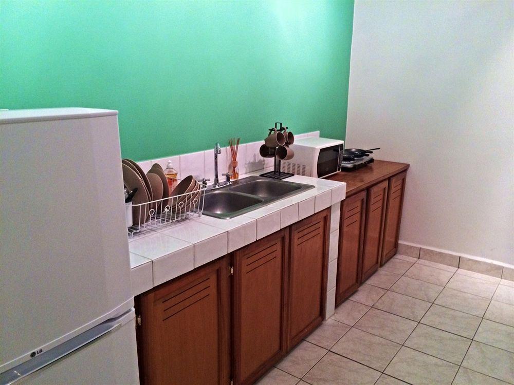 Downtown Suites Бокете Екстер'єр фото