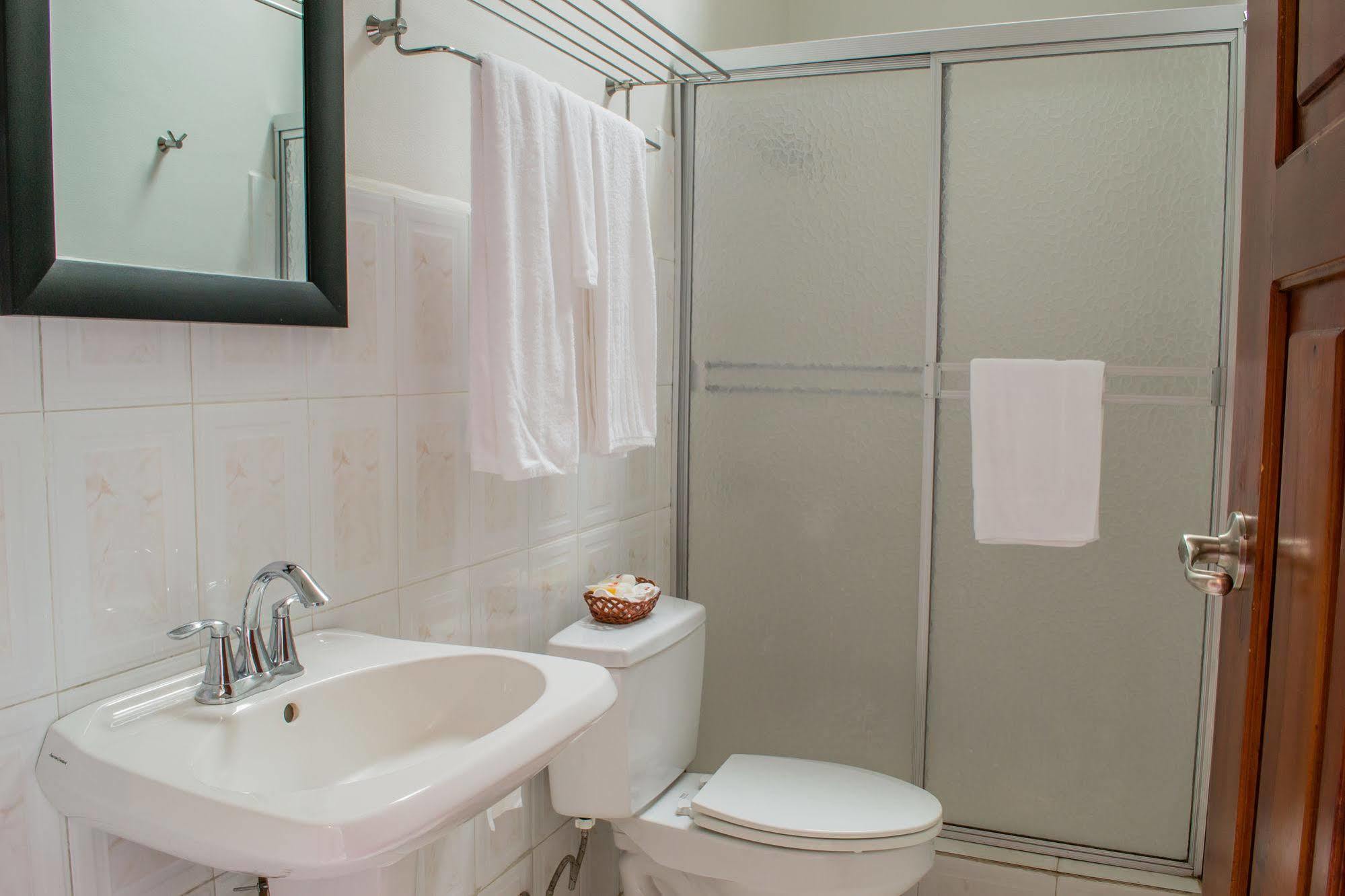 Downtown Suites Бокете Екстер'єр фото