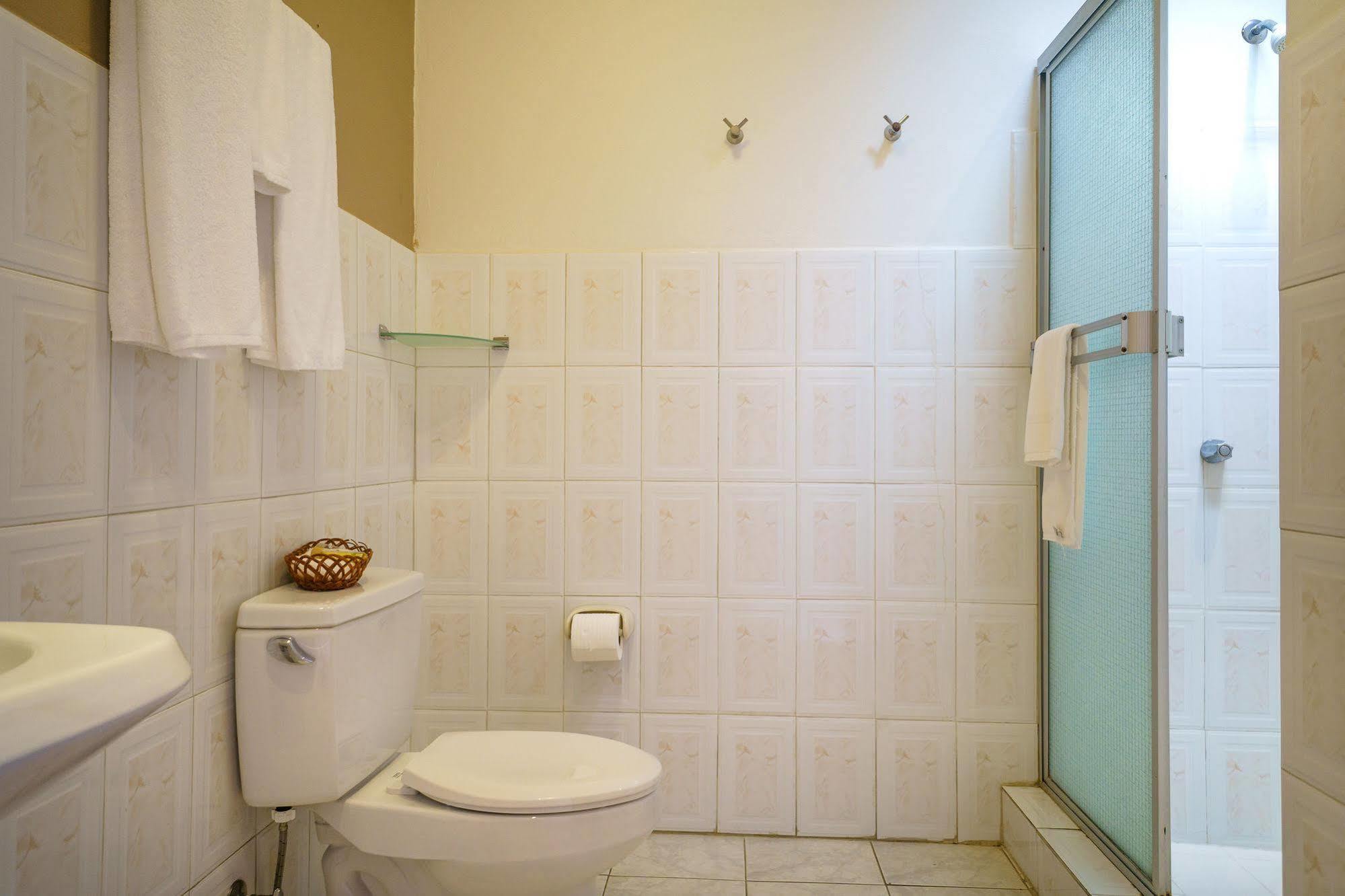 Downtown Suites Бокете Екстер'єр фото